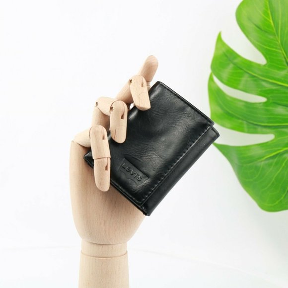 Levi's | Bags | Levis Trifold Wallet 